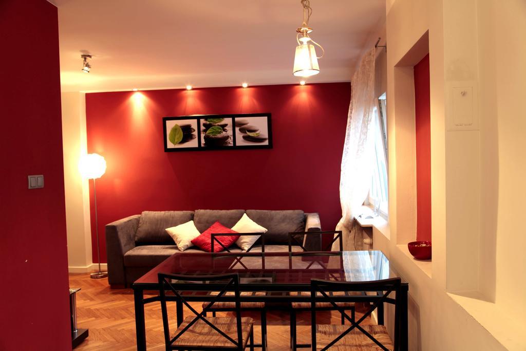 Key Apartments Chmielna 바르샤바 객실 사진