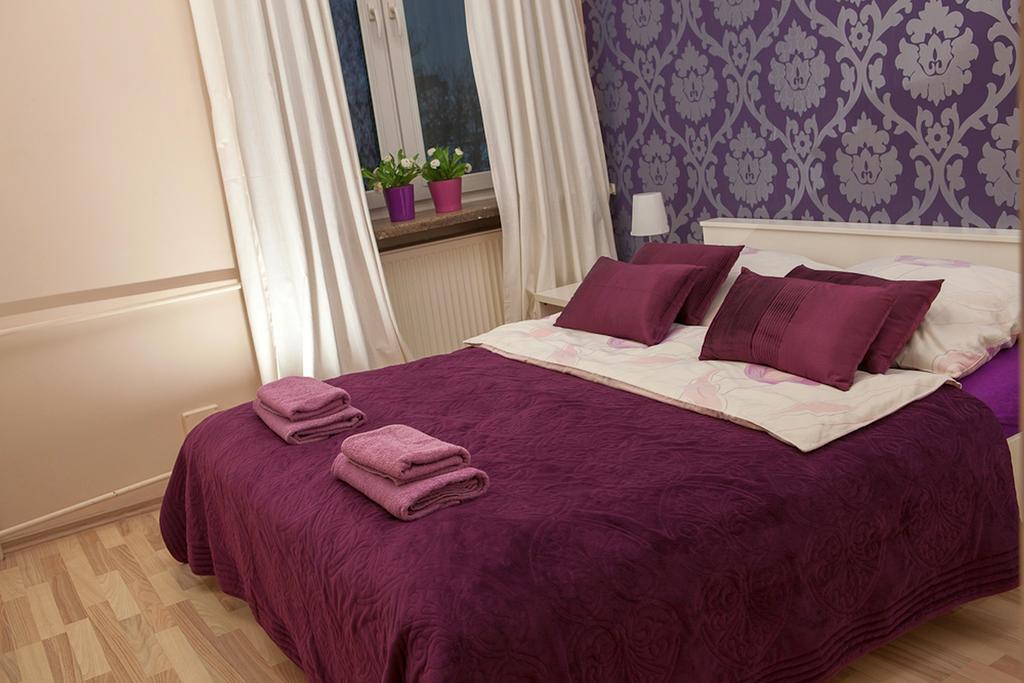 Key Apartments Chmielna 바르샤바 객실 사진